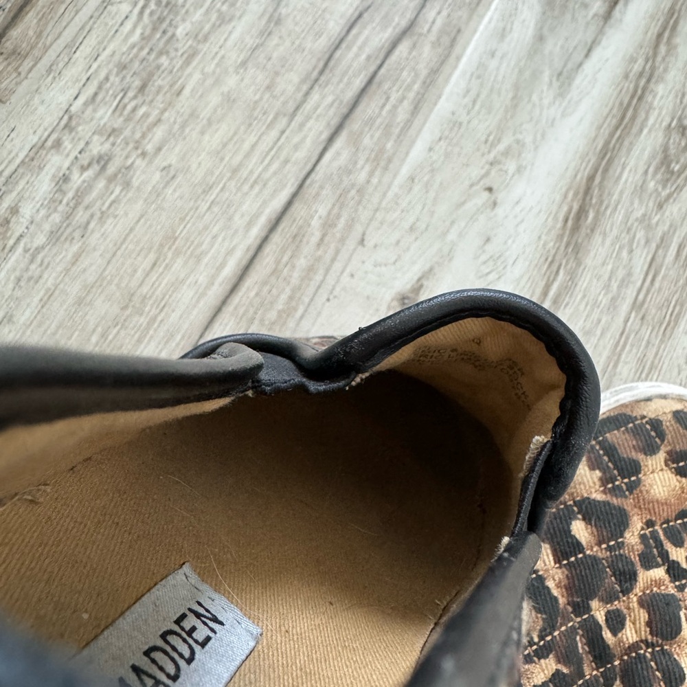 Steven Madden Flat Sneaks - Picture 3 of 9